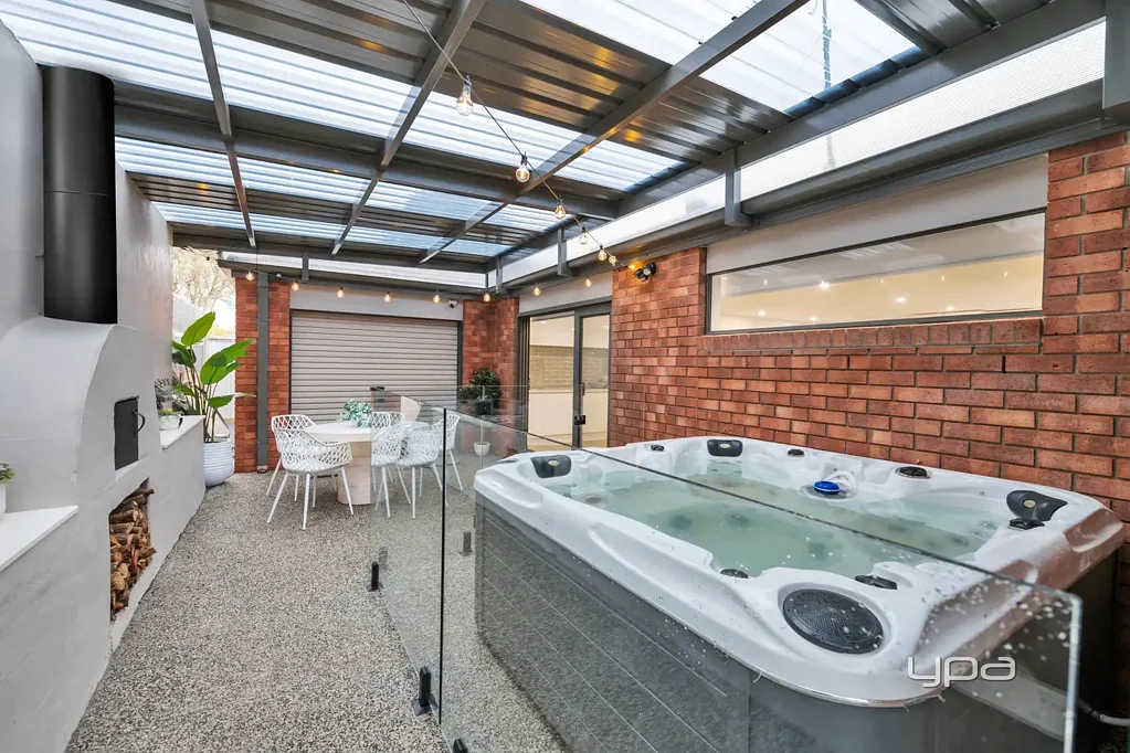 Brookfield 4Habitaciones Move Straight In – Stylishly Renovated with Exceptional Outdoor Living