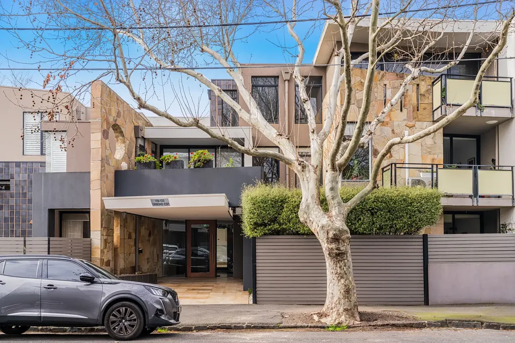Beachfront Living in the Heart of Elwood
