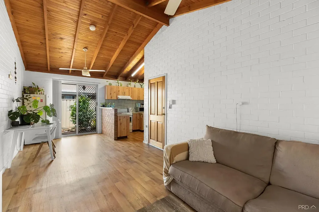 11/1 Charles Road, Cable Beach, WA 6726