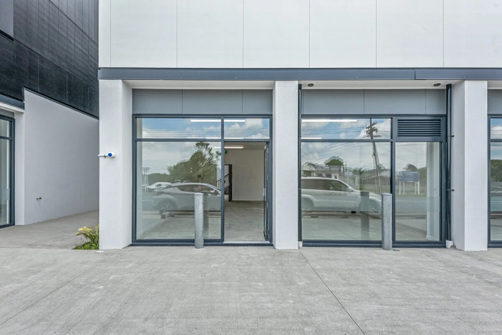 Riverhead RIVERHEAD RETAIL FOR SALE – 68.3m²