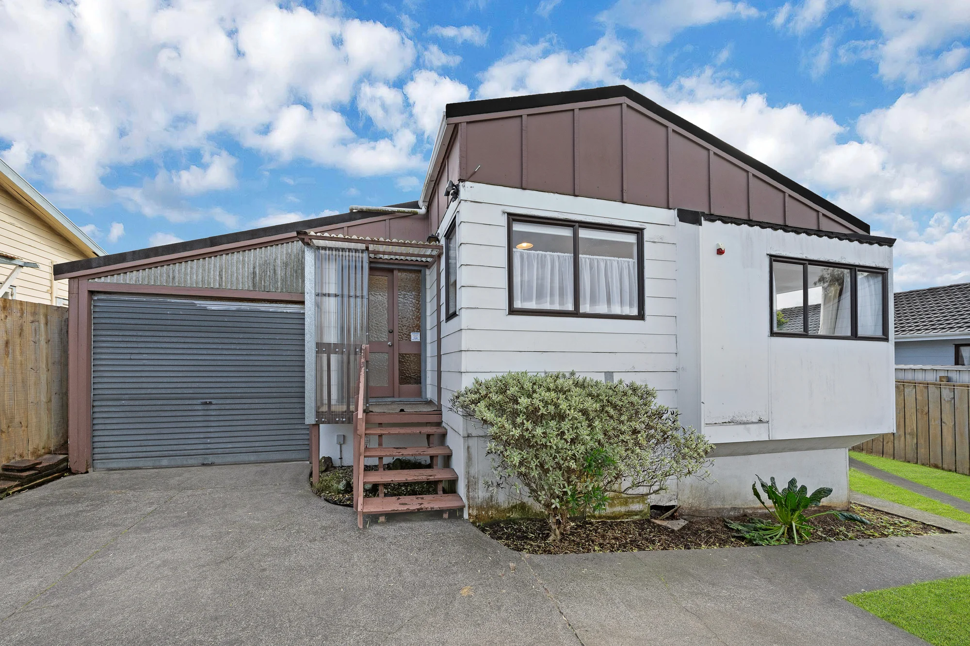 Papatoetoe 3Zimmer #GAMEDAY- RESERVE SET $500,000!!