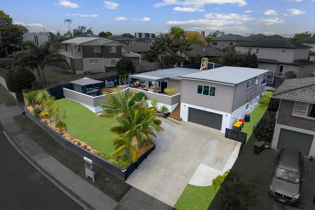 Howick 3 Bedroom Motivated Offshore Vendors - Must Be Sold!