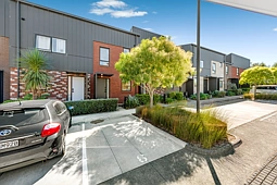 6 Rara Lane, Manukau