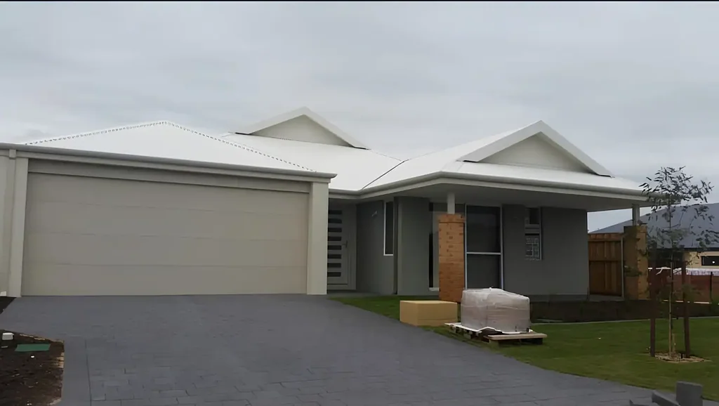 Stylish Family Living in the Heart of Ellenbrook