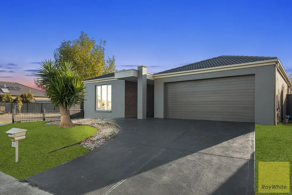 Contemporary Living: Your New Home Awaits!