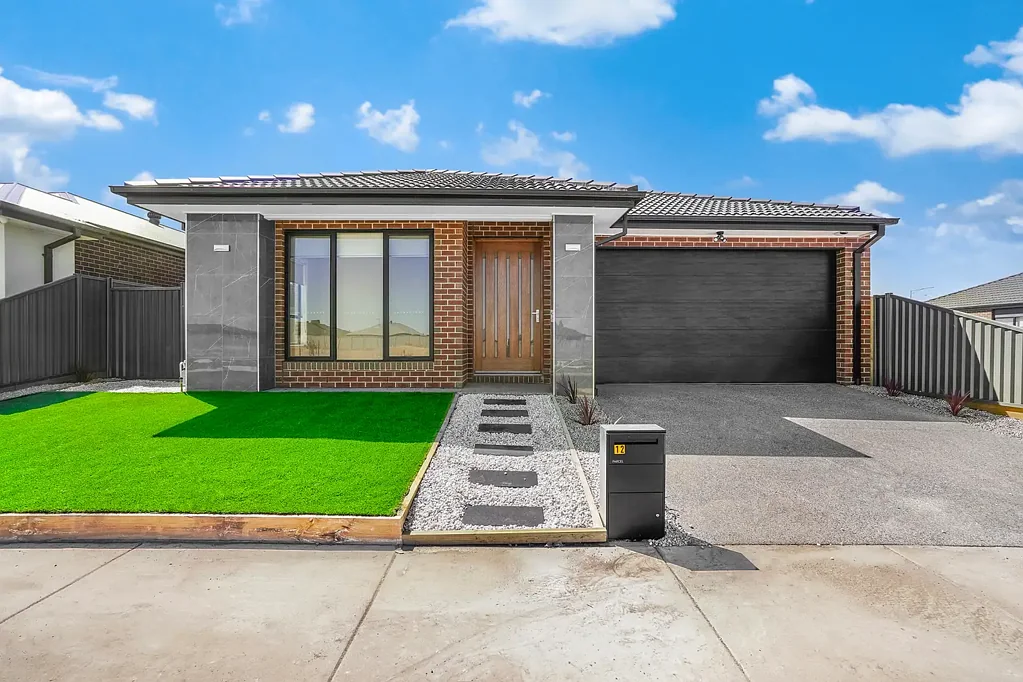 12 Cruz Road, Winter Valley, VIC 3358