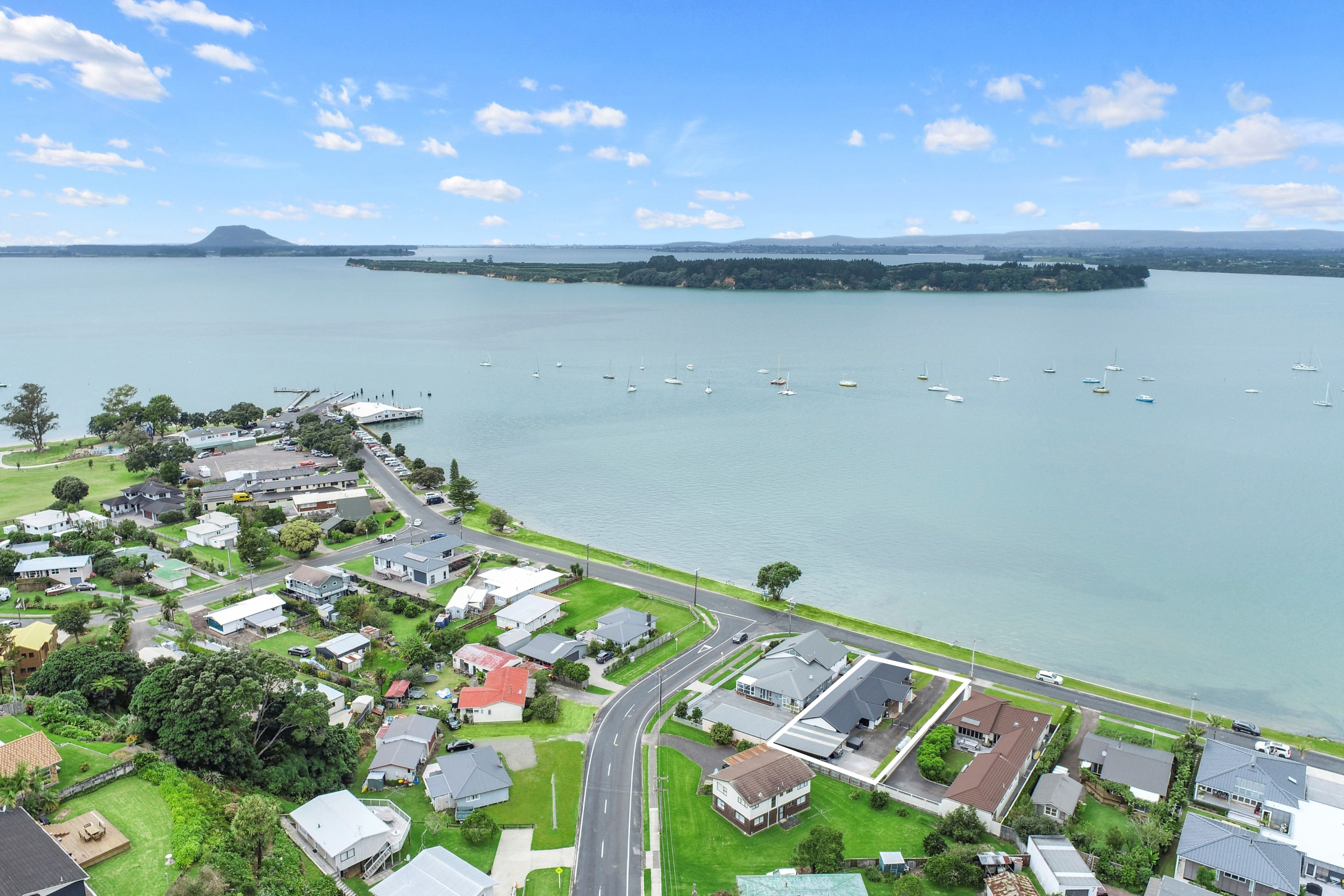 32 The Esplanade, Omokoroa, Bay Of Plenty, 5 phòng ngủ, 0 phòng tắm, House