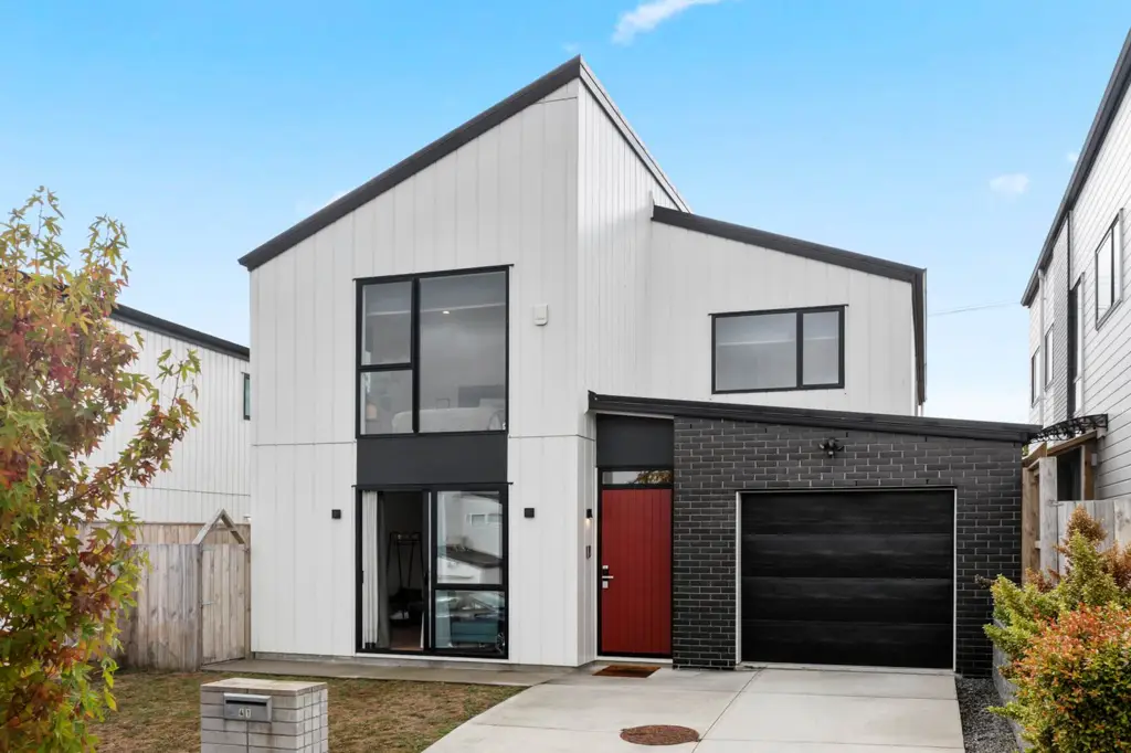 Silverdale 5房  Price Slashed – Seriously Price to Sell