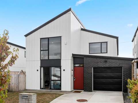 Silverdale 5房  Extended Families/ Flatmates?