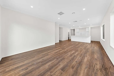 240 Olivers Road, Mickleham, VIC 3064, 4房, 2浴, House