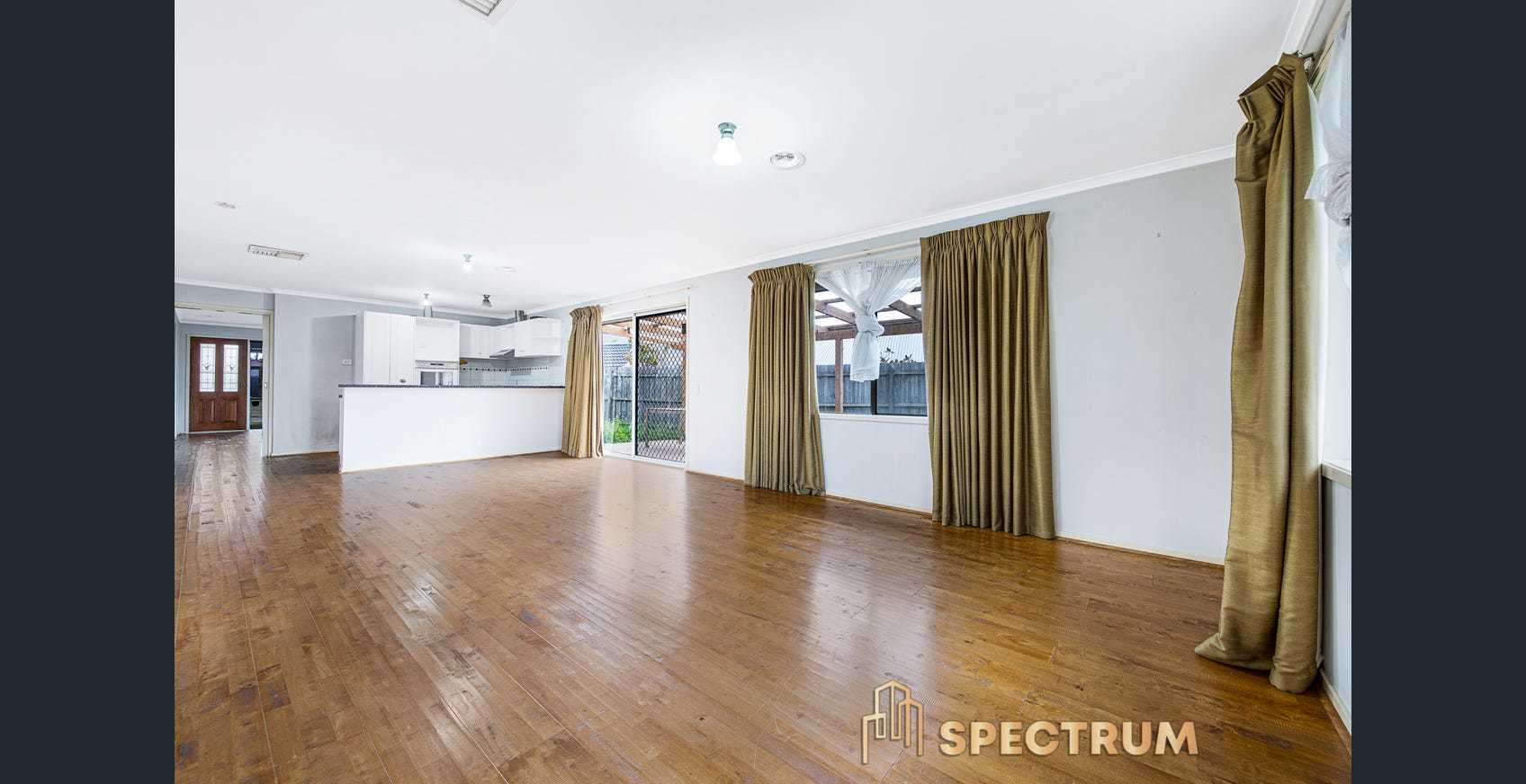 24 STRATHAIRD DR, NARRE WARREN SOUTH VIC 3805, 0 chambres, 0 salles de bain, House