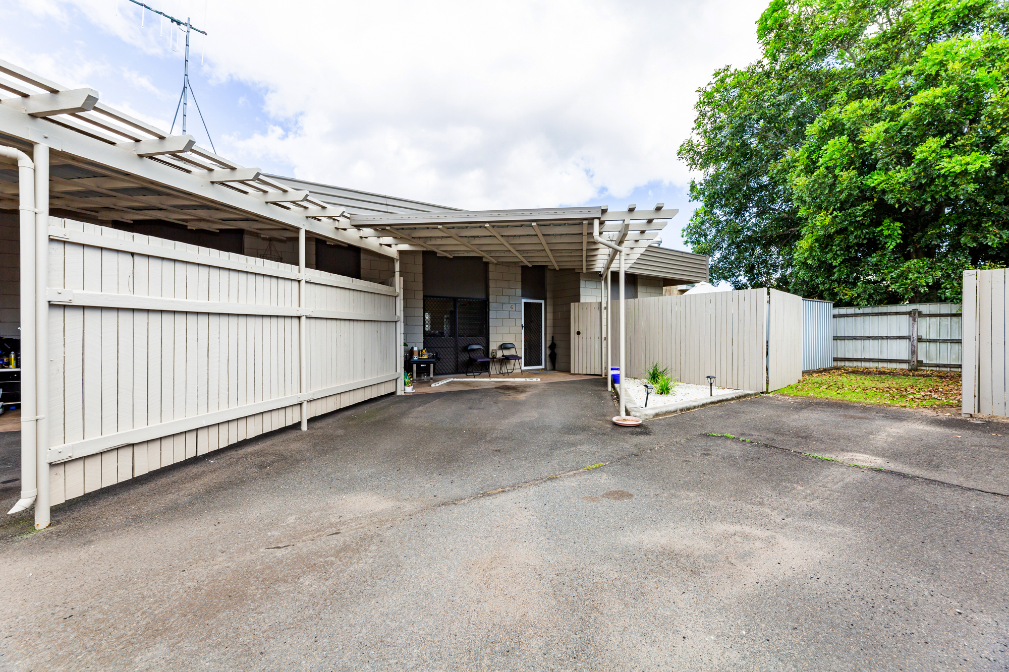 UNIT 4 16 WHITE ST, BUNDABERG WEST QLD 4670, 0 Kuwarto, 0 Banyo, Unit