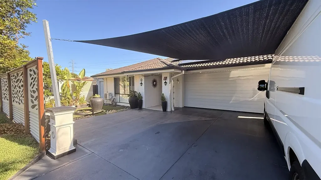 Sumner 5 Bedroom Your Family's Dream Home Awaits!