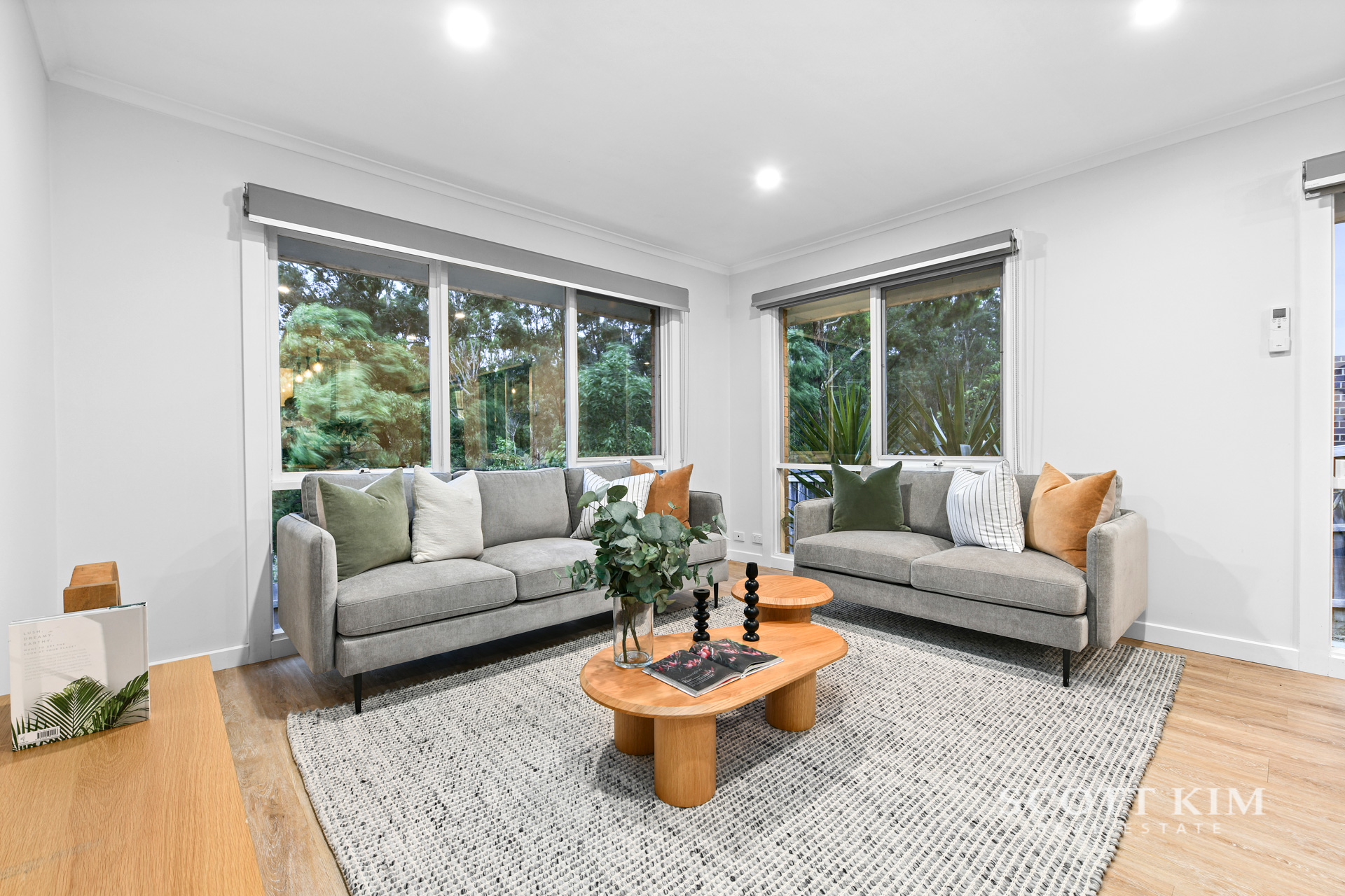 35B THERESE AV, MOUNT WAVERLEY VIC 3149, 0部屋, 0バスルーム, House