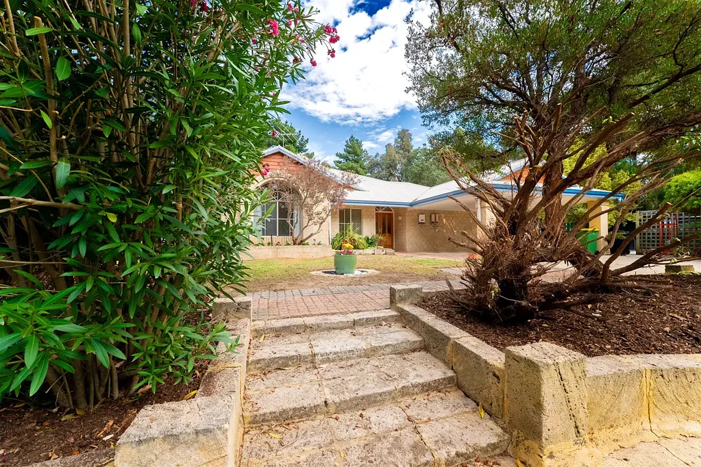 7 Sawmillers Court, Stoneville, WA 6081