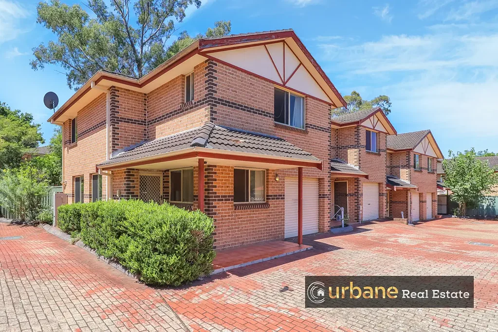 Spacious 3-Bedroom Townhouse in Prime Toongabbie Location