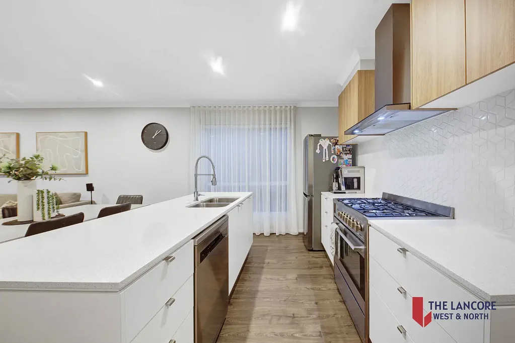 Kalkallo 4ห้องนอน Stylish, Spacious & Perfectly Located - Walk to Everything!