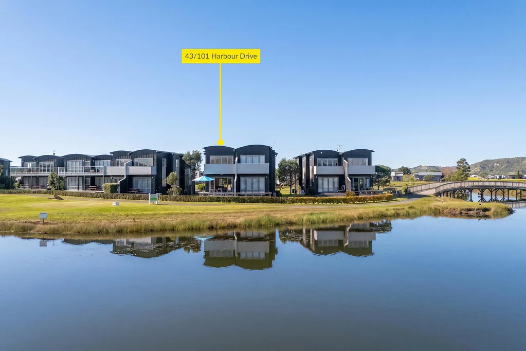 Whitianga 3房  IMMACULATE SUNSET GOLF VILLA