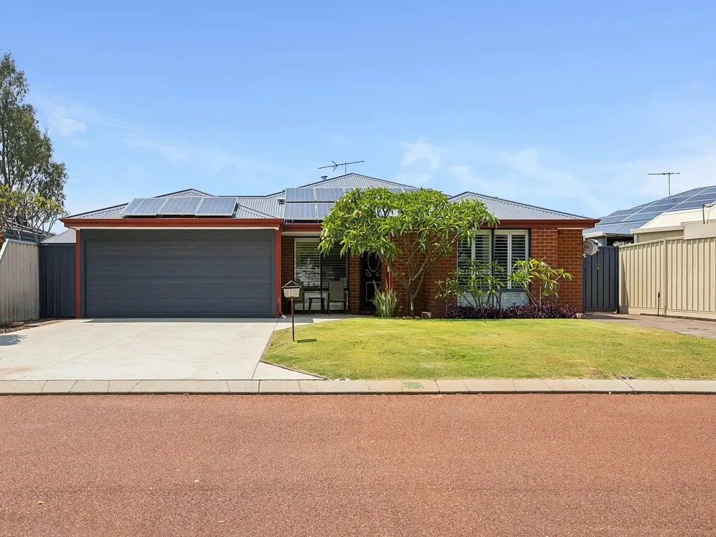 19 Zaragoza Drive, Port Kennedy, WA 6172