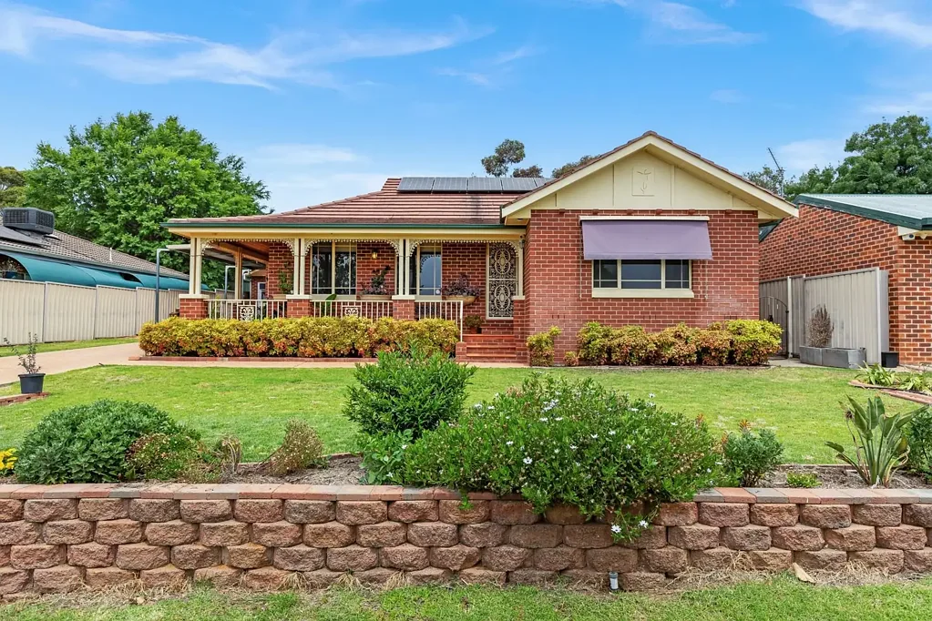 21 Lamilla Street, Glenfield Park, NSW 2650