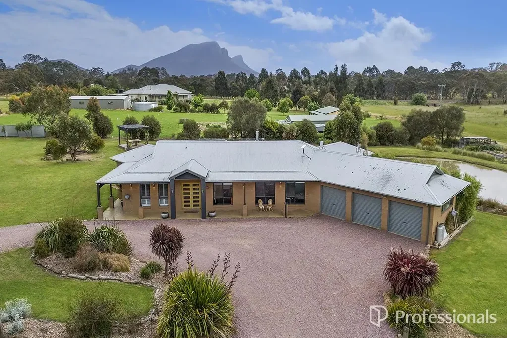 Dunkeld 4 Slaapkamer A Complete Package