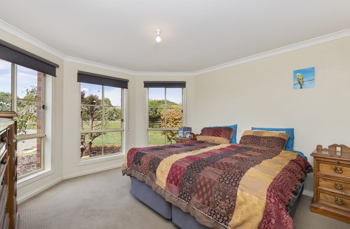 515 PENSHURST-PORT FAIRY RD, KIRKSTALL VIC 3283, 0 chambres, 0 salles de bain, House