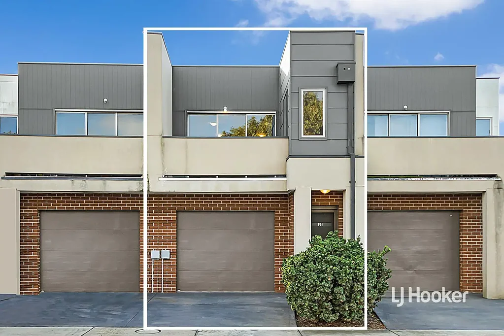 42/64 Escapade Boulevard, Craigieburn, VIC 3064