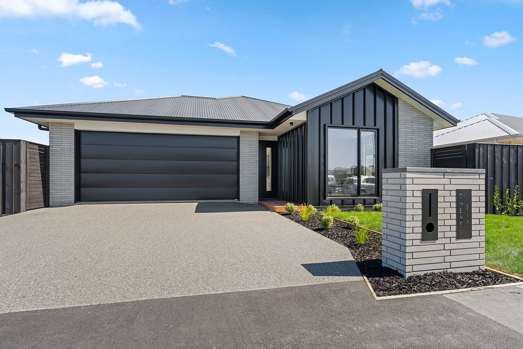 Halswell 4બેડરૂમ Stunning Family Home in a Sought After Location!
