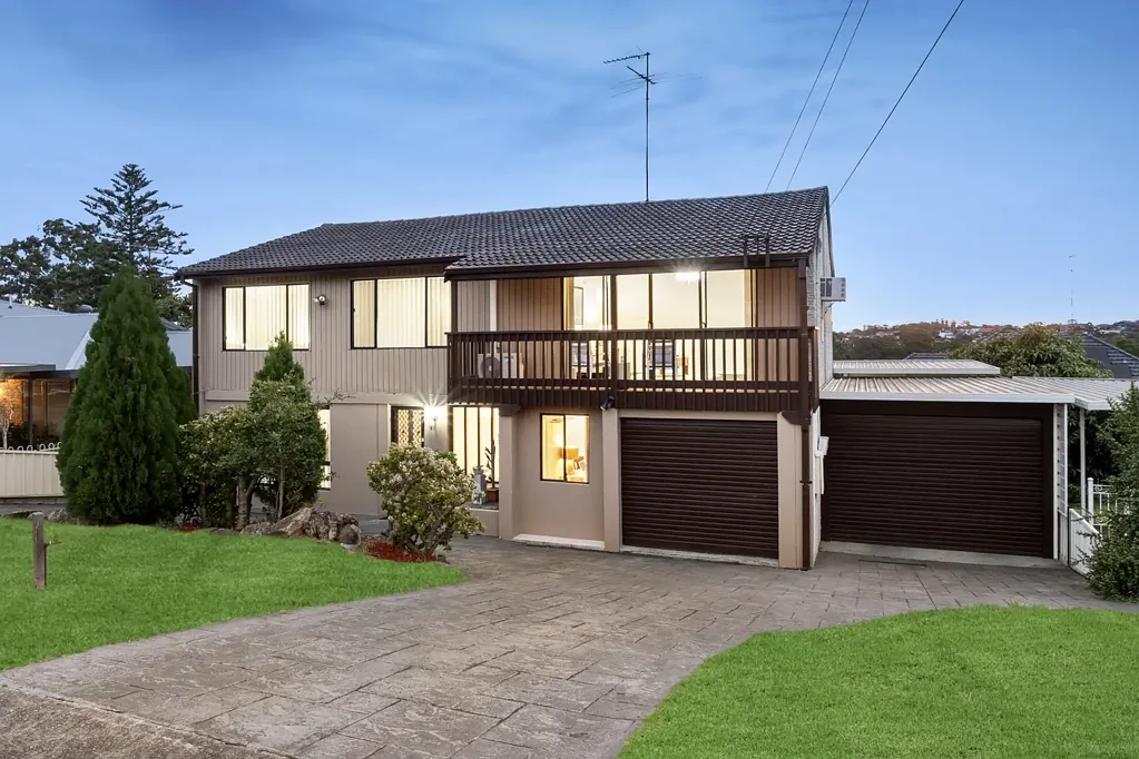Baulkham Hills 8침실 53 & 53a Merindah Road, Baulkham Hills | Multi-generational living with passive Income in the heart of Crestwood is an opportunity not to be missed