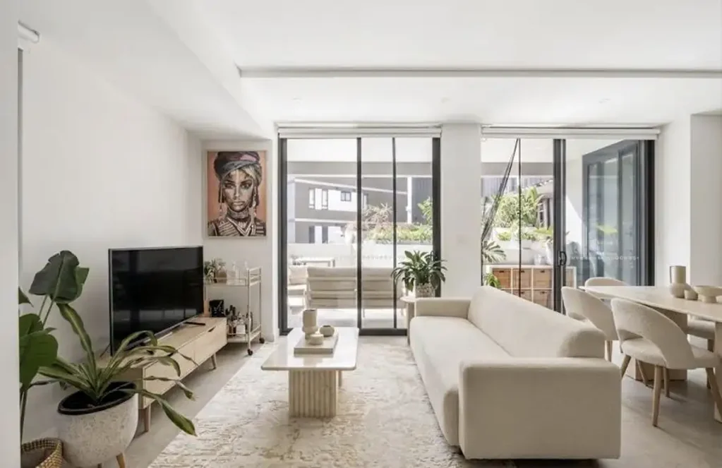 Rouse Hill 1 Slaapkamer Triple Premium Location | Expansive Outdoor Living Meets Modern Luxury