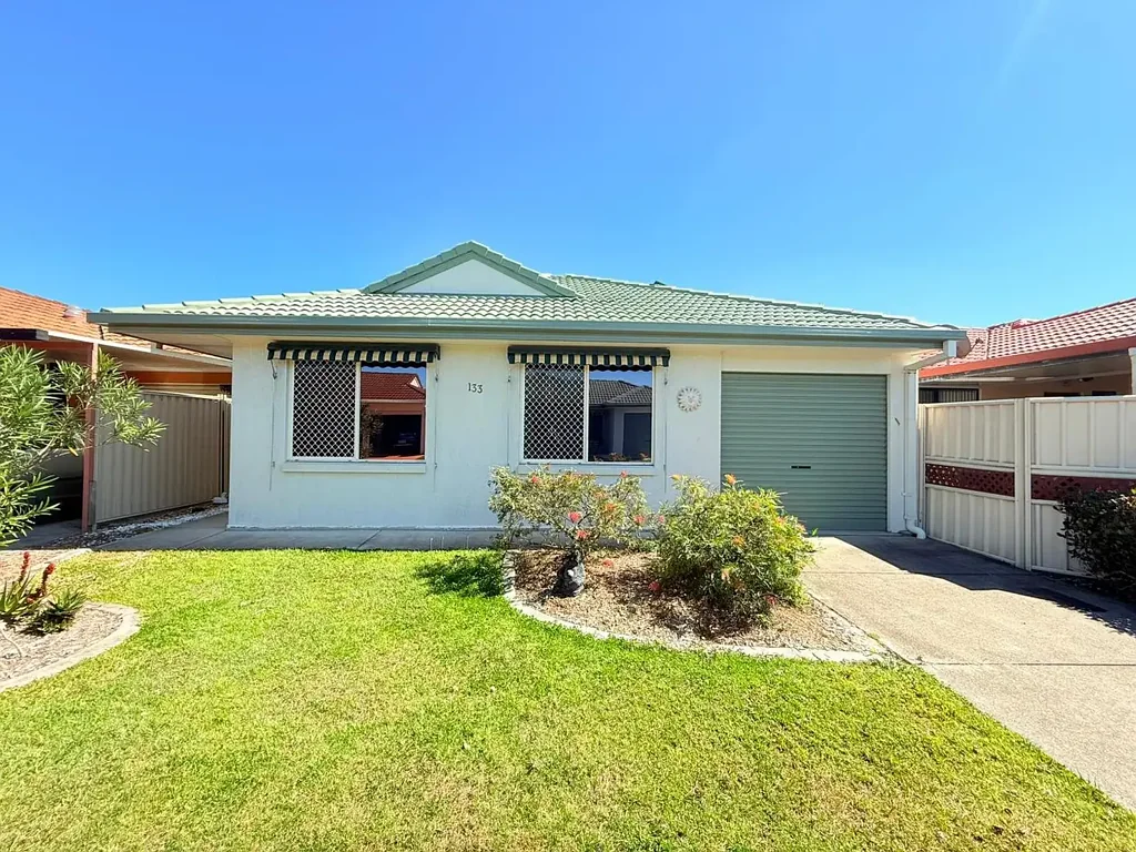Bethania 2 Bedroom 2 bedrooms + Study - Make This Your Next Home!