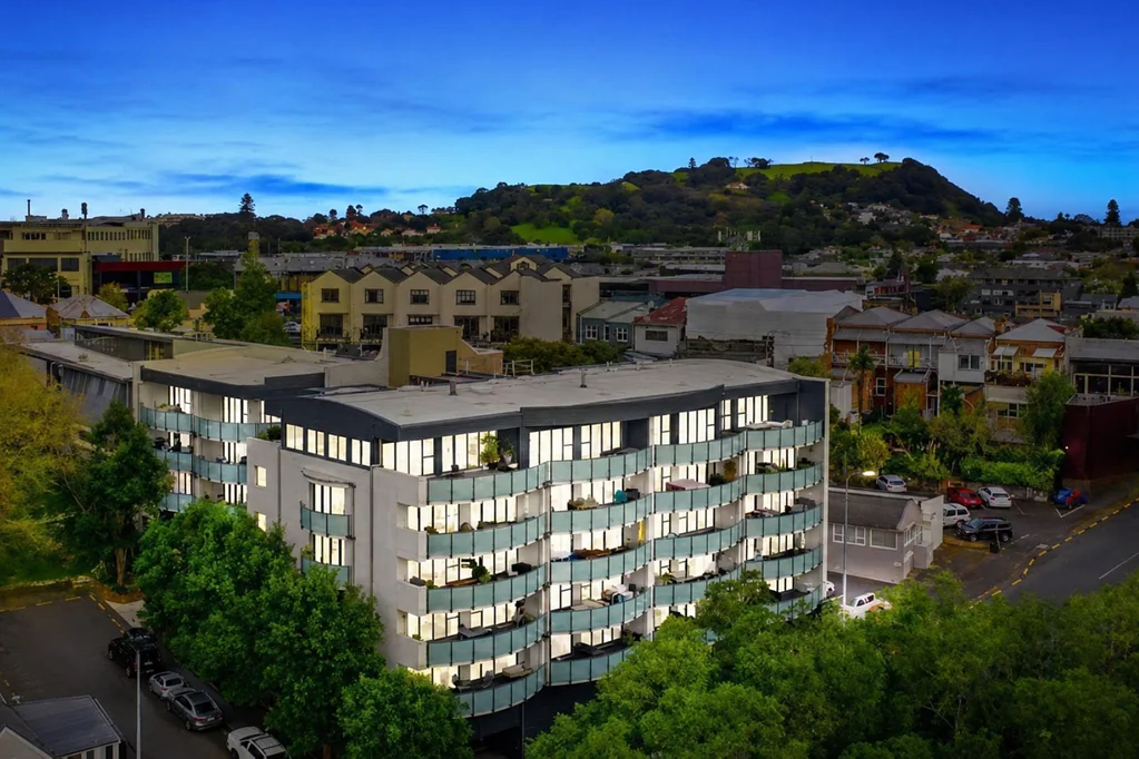 The Mews | Spacious City-Fringe Living Opposite Basque Park