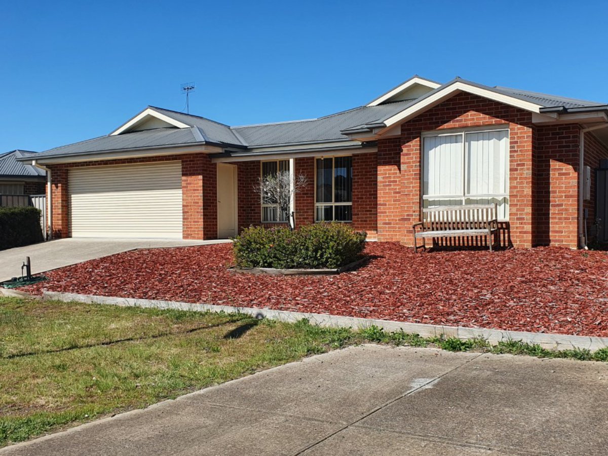 18 STAFFORD ST, BROADFORD VIC 3658, 0房, 0浴, House