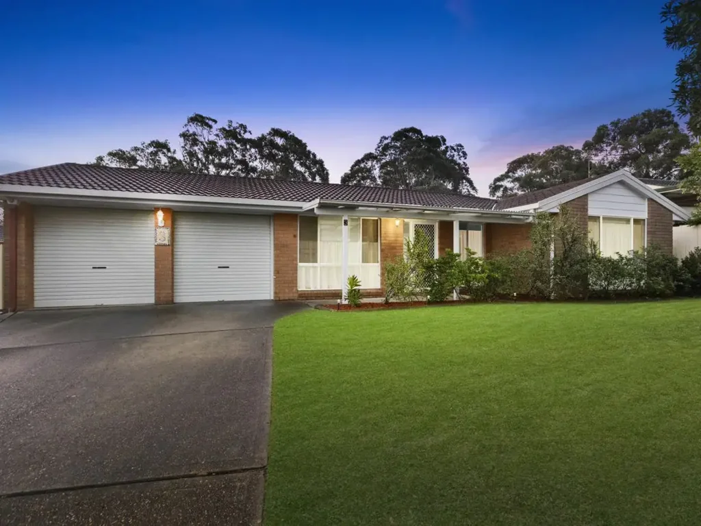 Bateau Bay 4 Bedroom Large Family Home!