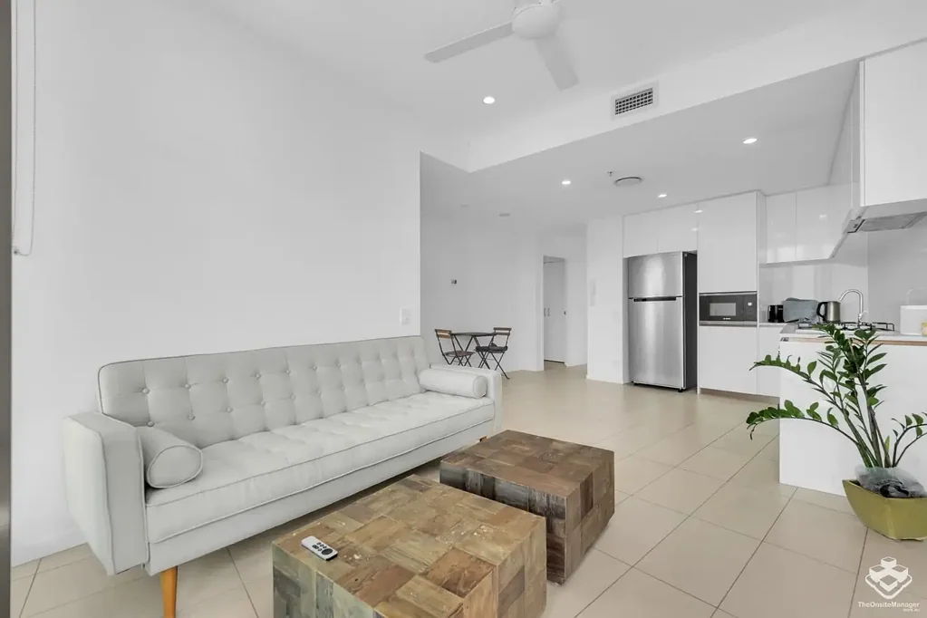 Modern 2 Bedroom 2 Bathroom with Great Views