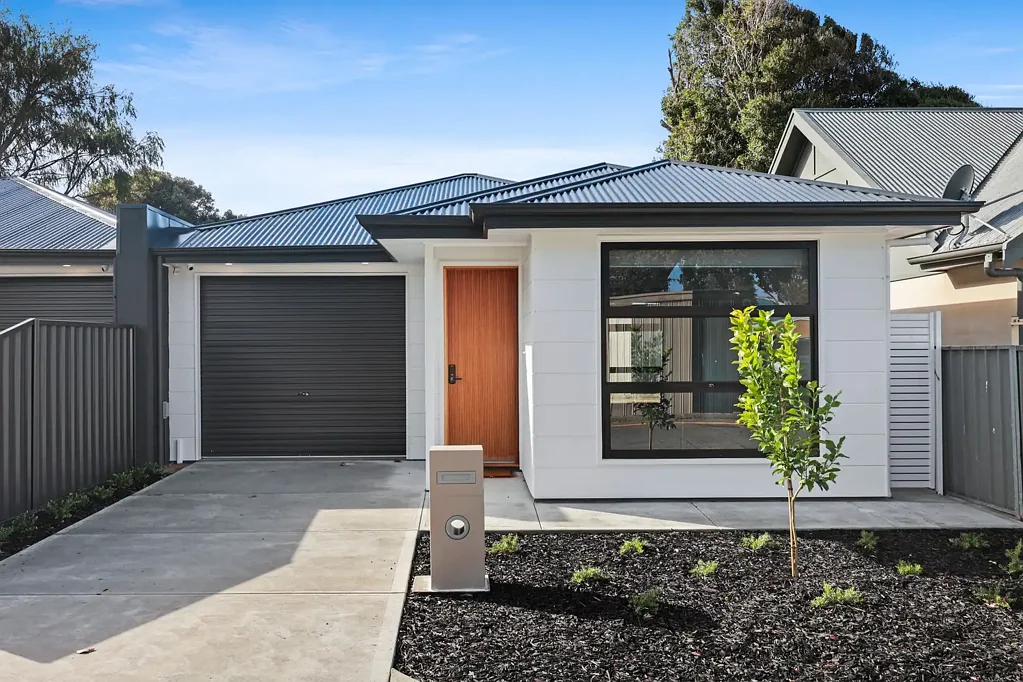 1A Little Burke Street, Victor Harbor, SA 5211