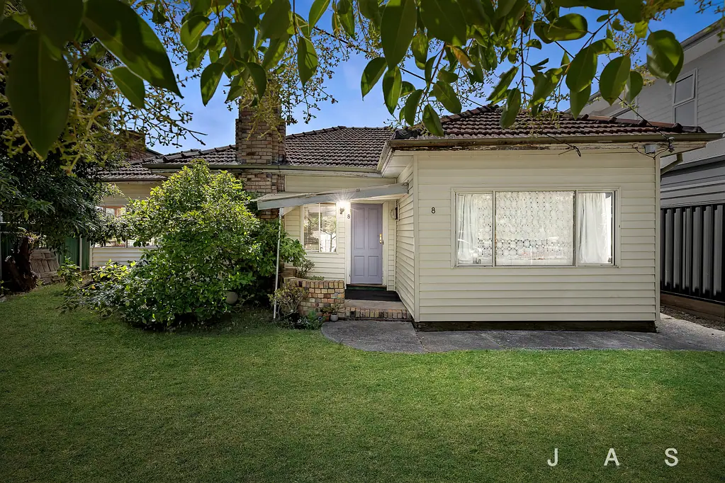 8 Mcneilage Street, Spotswood, VIC 3015