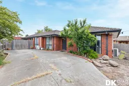 17 Golden Square Cres, Hoppers Crossing