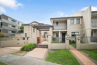 8/11-17 Acton Street, Sutherland, NSW 2232, 2 Bedrooms, 1 Bathrooms, Townhouse