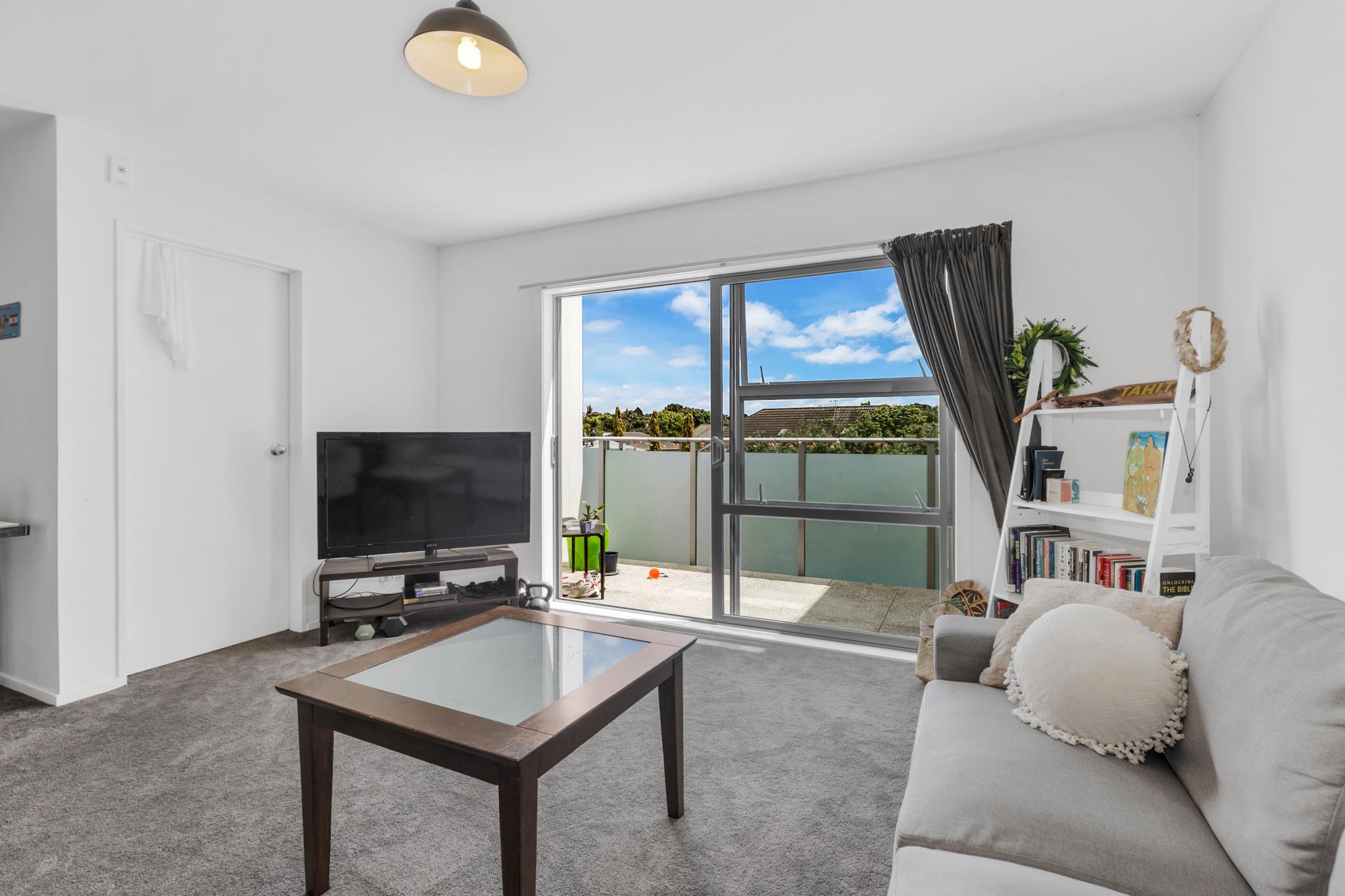 2b/86a Rockfield Road, Penrose, Auckland, 2 Kuwarto, 1 Banyo, House