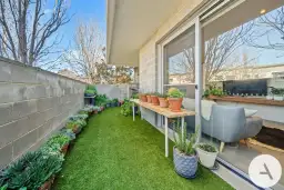 1/297 Flemington Road, Franklin