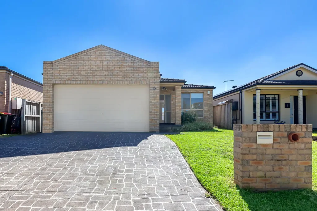 Lovely 4 bedroom family home