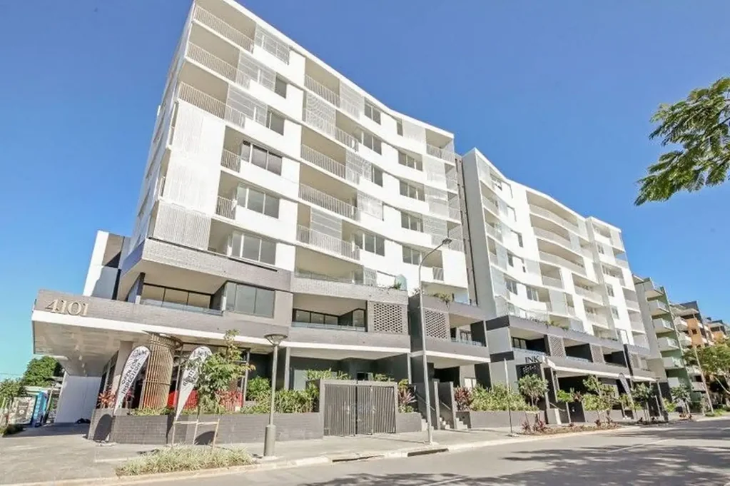 Stylish 1 Bedroom Apartment in the Heart of West End!!!*****Rent to increase to $675 per week from 06/02/2027*****