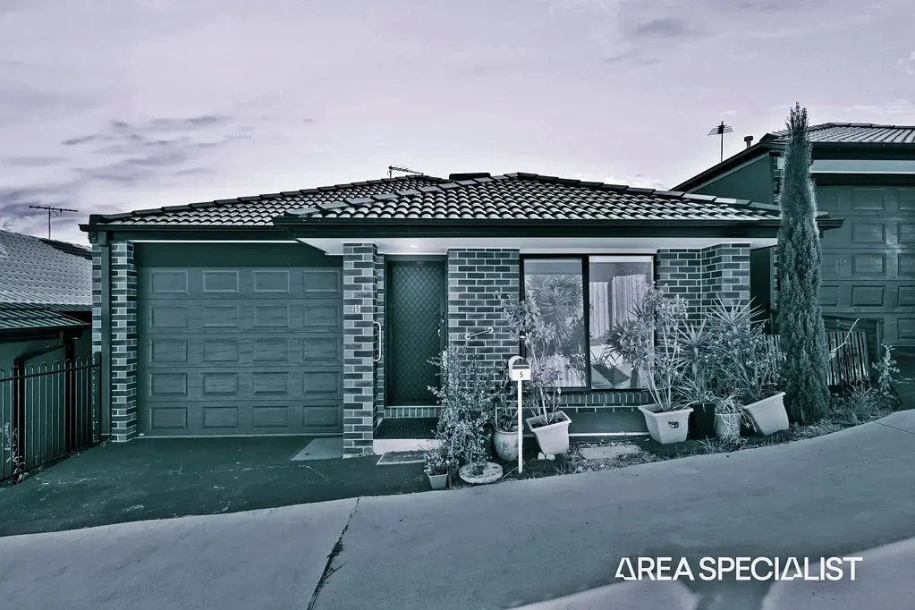 5 Tesla Court, Pakenham, VIC 3810
