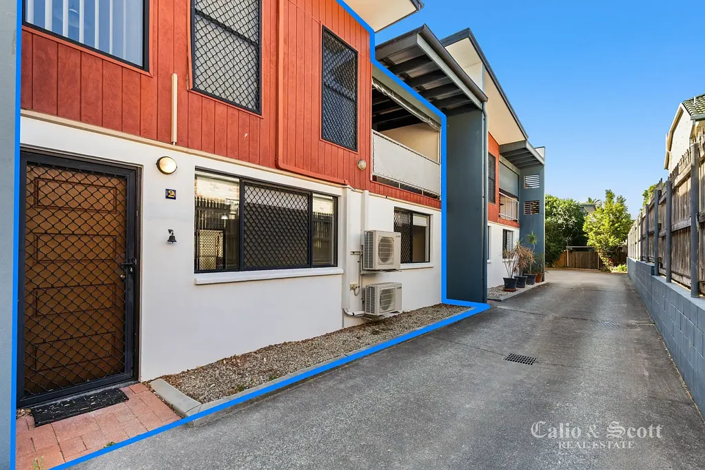Unit 2/20 Grant St, Redcliffe, QLD 4020