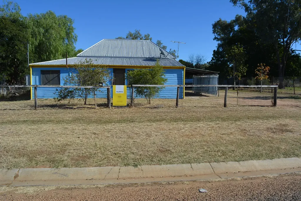 32 Hawthorn Street, Blackall, QLD 4472