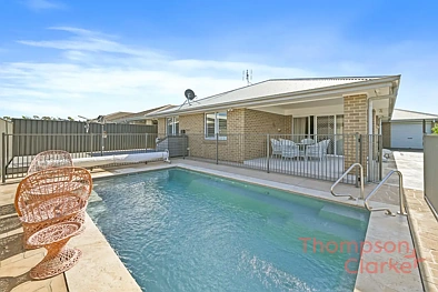 Rutherford 5Moenga 🏡 SPACIOUS FAMILY ENTERTAINER WITH MULTIPLE LIVING ZONES, ALFRESCO & HUGE GARAGE/WORKSHOP