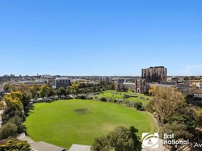 South Yarra 3 Slaapkamer Sunlit Sensation with Stunning City Views in a Corner Setting