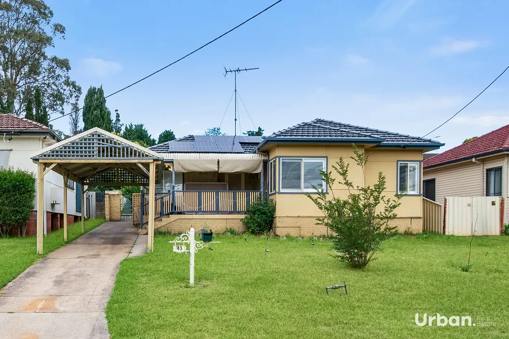 Campbelltown 2房 大型632sqm地块 老人套房潜力 开放式生活区 邻近公园学校 便利生活空间 Big Block, Big Potential, Endless Opportunity