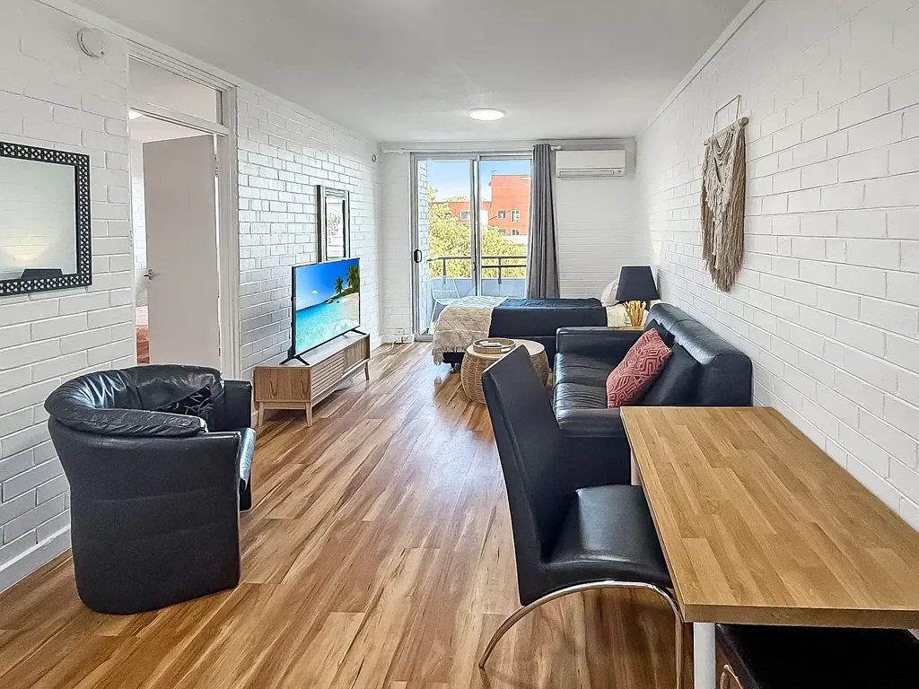 Fremantle 1房  Under Offer